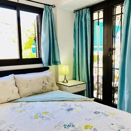 Beach Bungalow Holiday Home Nyaraló Costa Adeje (Tenerife)