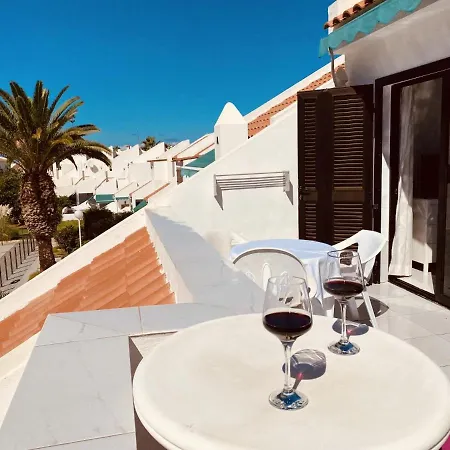 Beach Bungalow Holiday Home *