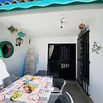 Beach Bungalow Holiday Home Vakantiehuis *