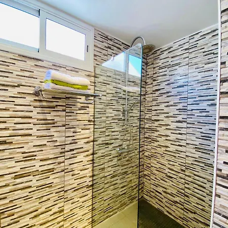 Beach Bungalow Holiday Home Адехе