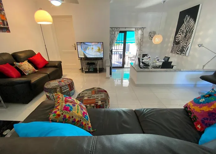 Будинок відпочинку Beach Bungalow Holiday Home