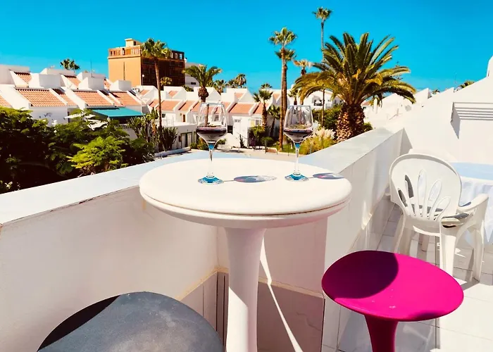 Beach Bungalow Holiday Home Будинок відпочинку Адехе