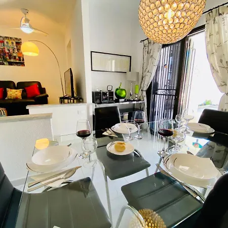 Сasa de vacaciones Beach Bungalow Holiday Home